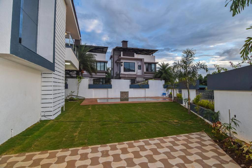 Royal Paradise Villa Lonavla Exterior foto